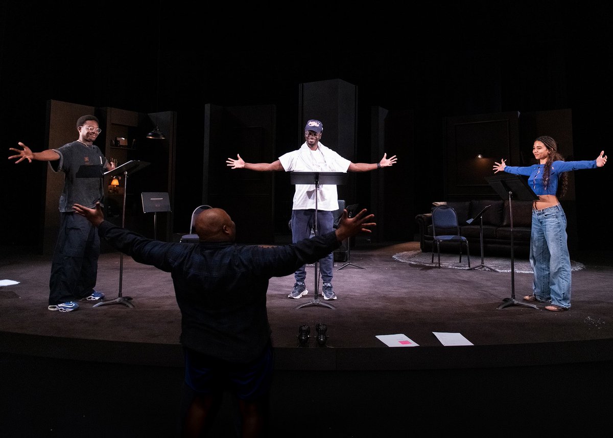 laetitiafiles's tweet photo. 📱| Laëtitia Hollard in new photos while rehearsing for South Coast Repertory's 2026 Pacific Playwrights Festival reading of Three-headed Monster by JuCoby Jones

📸 by Robert Huskey https://t.co/8Lo7J8pwXG