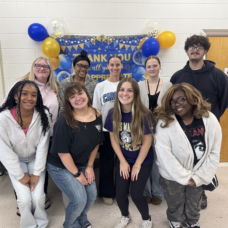 cpkcareercenter's tweet photo. Sweet treats and sweet moments! Thank you to Grassfield Baptist for providing goodies for our staff today. We also loved celebrating alongside our future teachers from Early Childhood Education! #CyclonePride  #TAW 💙💚 https://t.co/y8bJaCFVHi