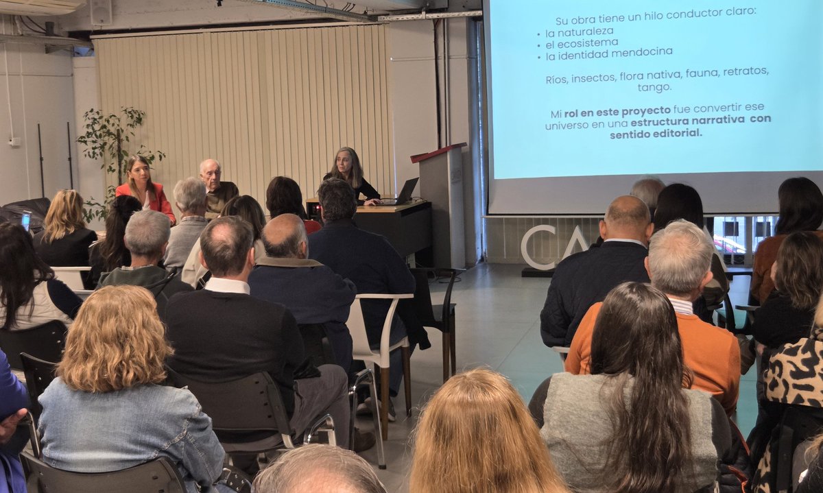 ericappulido's tweet photo. 🗣Participé del conversatorio “El Agua creadora del Paisaje”, junto al artista Benito Pérez.

Un espacio para reflexionar sobre identidad, territorio y cultura en Mendoza.

🎨Además, reconocimos su trayectoria y declaramos de interés su aporte al arte y nuestras tradiciones. https://t.co/k7KaWGRnIT
