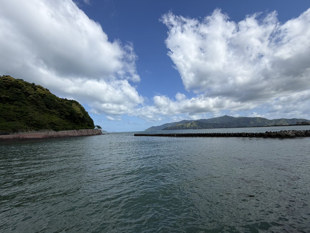 ふる里の海 Post by 塩ら～めん on X: 海が綺麗な街やね