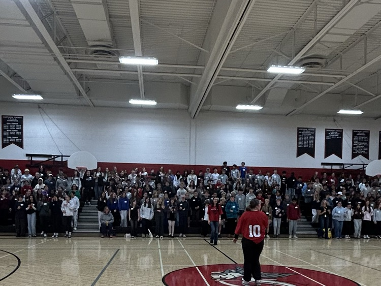 NCollegiate's tweet photo. Oh we had a TIME at Viking Day! Dancing, touring, playing games, laughing, and making those first Viking memories! Huge thanks to all our Peer Mentors, sports, and club representatives who made our incoming Grade 9s feel at home. Welcome to the Viking family! https://t.co/TkI76wnpwu