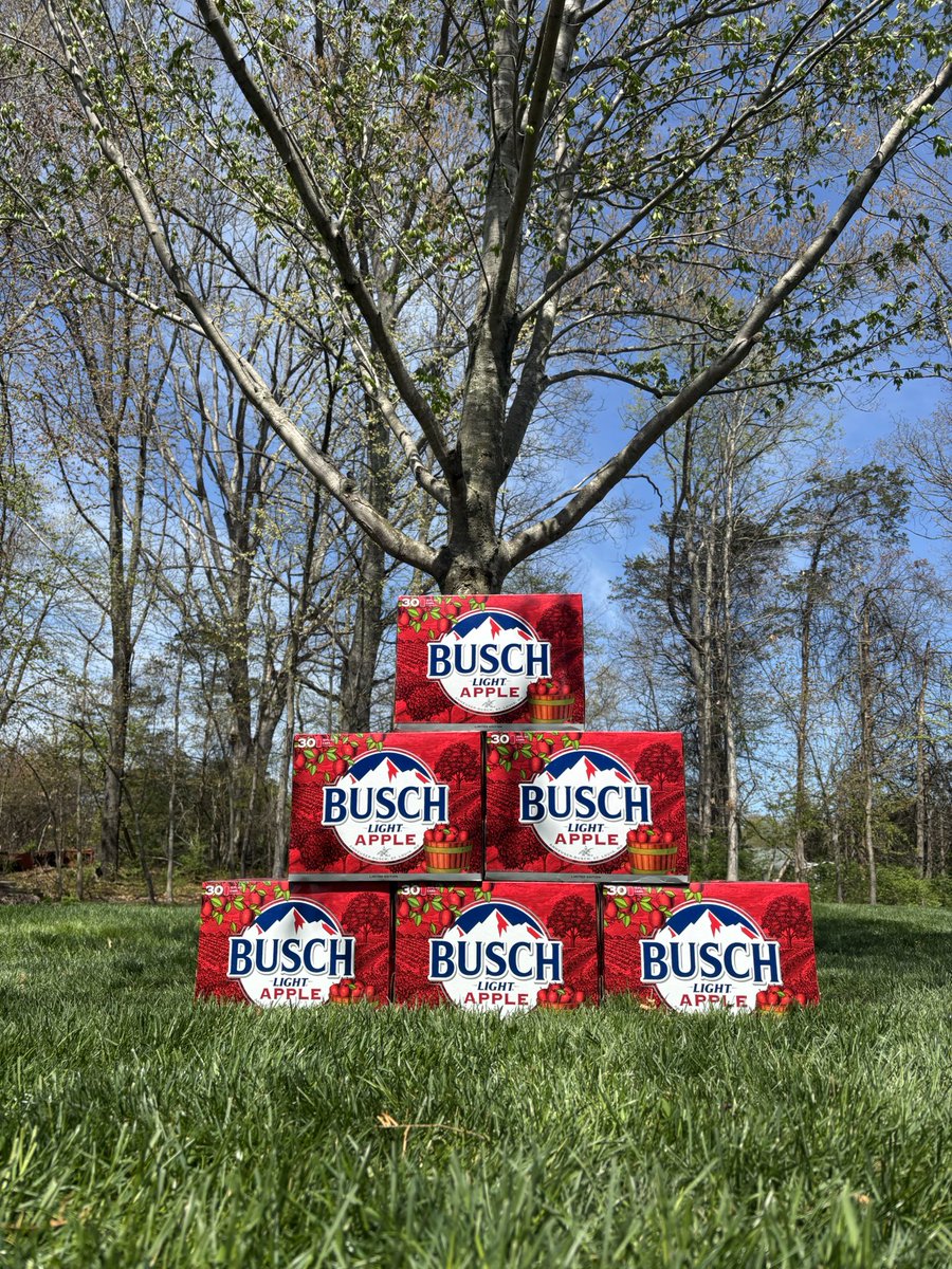 Camopiper's tweet photo. @JimmyDee1974 @BuschBeer https://t.co/qfLYivsRpA