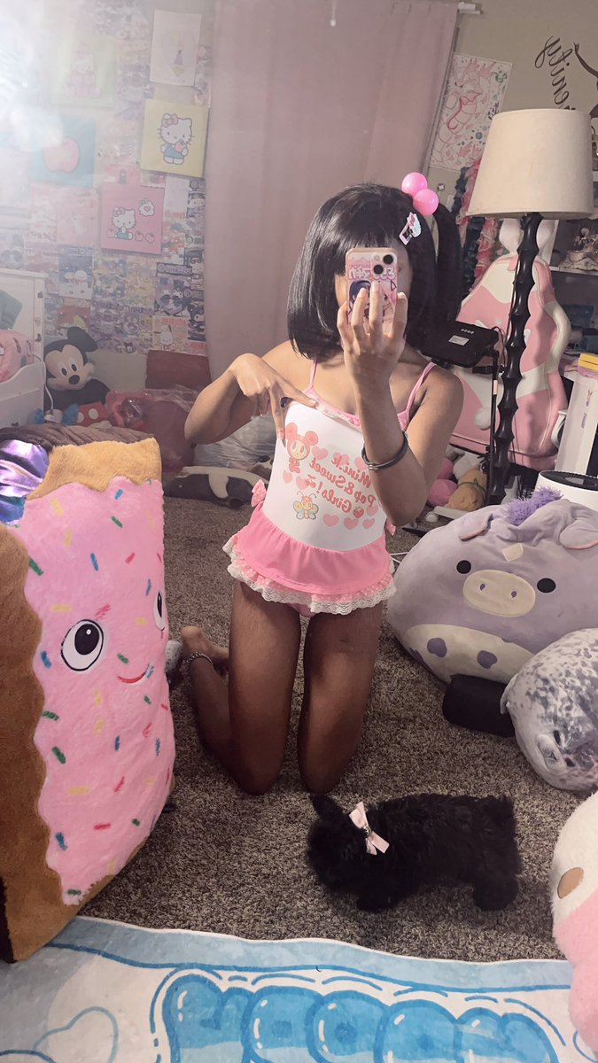 reni 🍭 tweet media