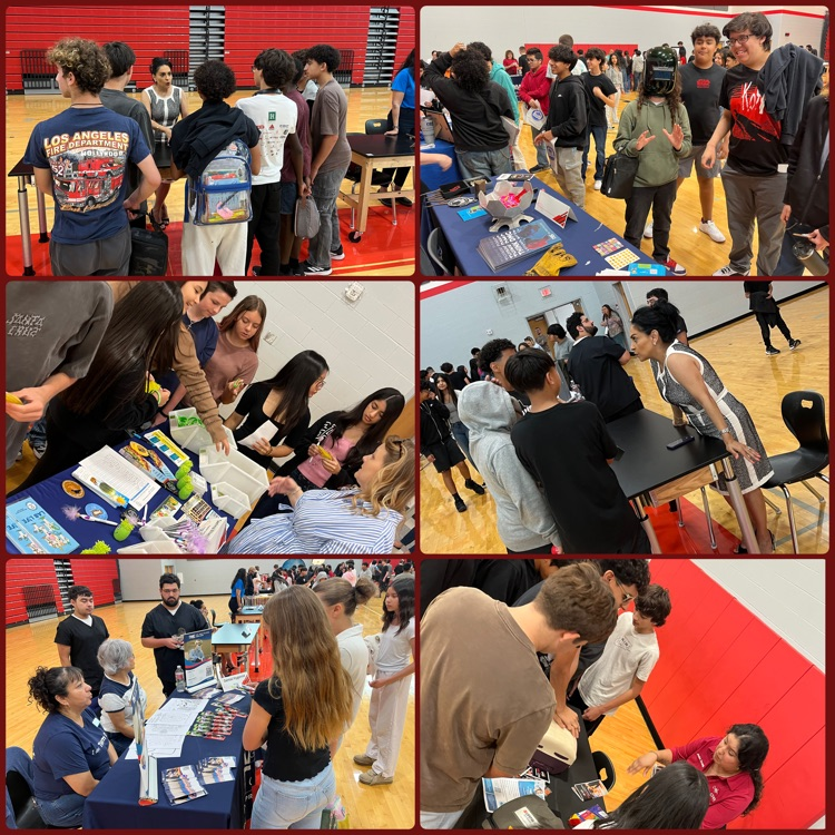 BmsCcisd's tweet photo. Thank you to our community members who attended our Baker Career Fair today ❤️🖤 We had a fantastic turnout and our 8th grade students were able to learn about multiple career opportunities. https://t.co/RPLX8lI4uJ