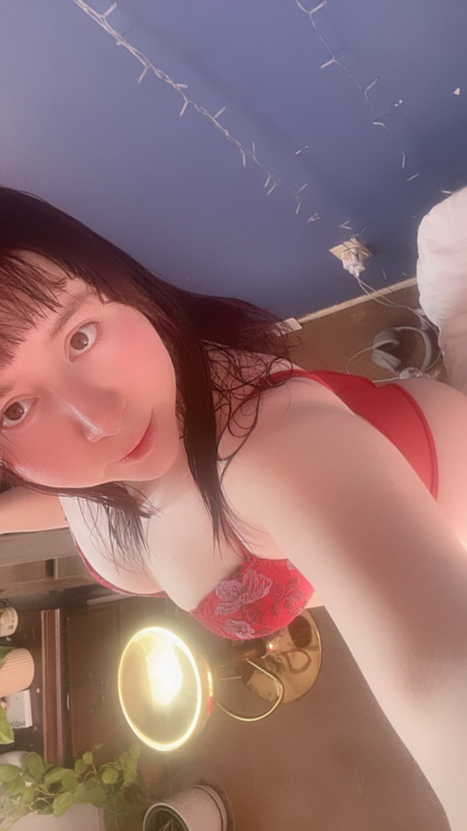 Cherry Noir Doll tweet media