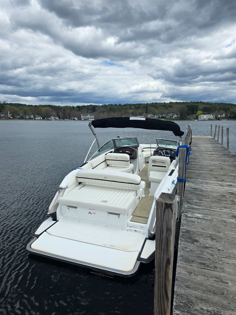 MikeBordes's tweet photo. First boating day of the year.
Hull hits the water, gauges light up, and suddenly everything feels right again on Winnipesaukee. https://t.co/4yYT4Z51io