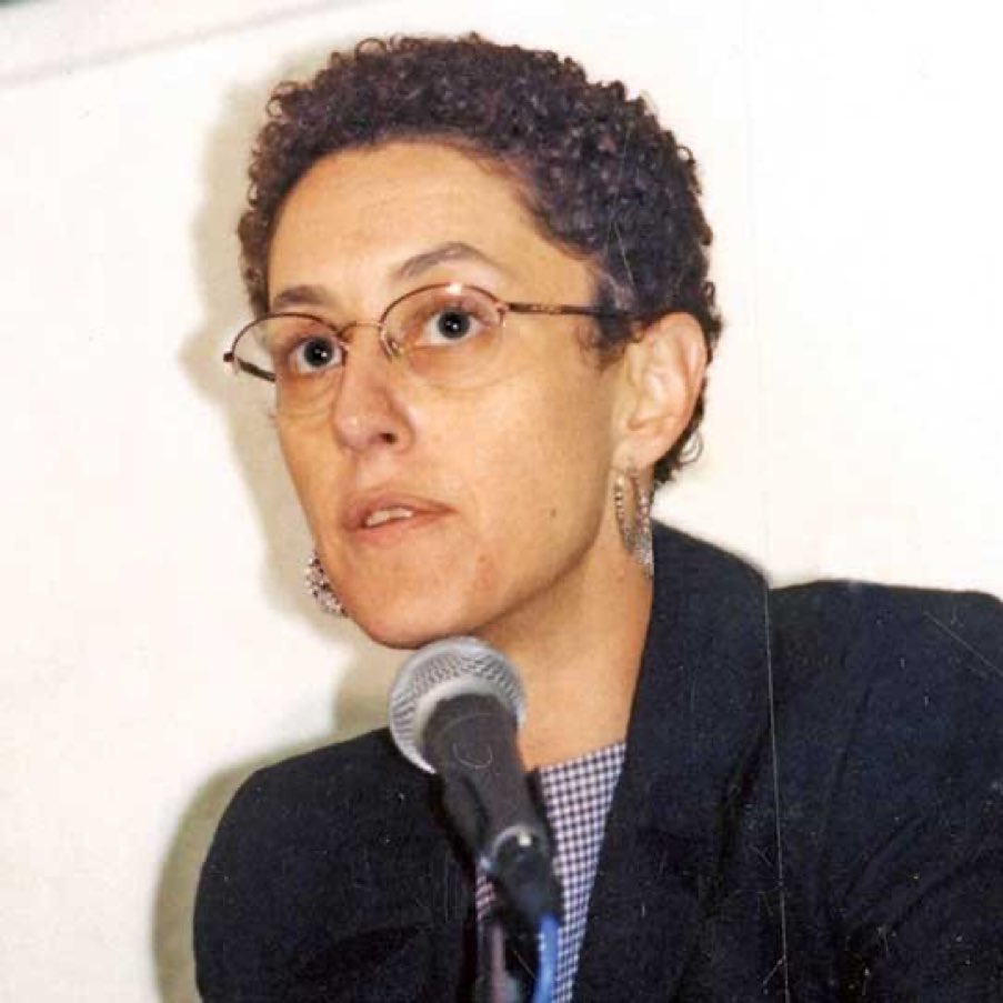 PORRA ZURDA UNIVERSITARIA, MARIJUANA Y ASESINA POR NEGLIGENCIA!