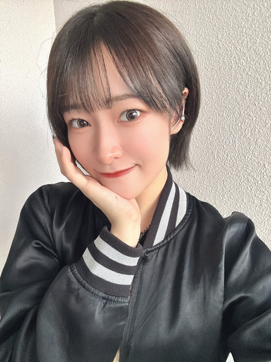 Post by ami on X: おはよう〜🐺✨