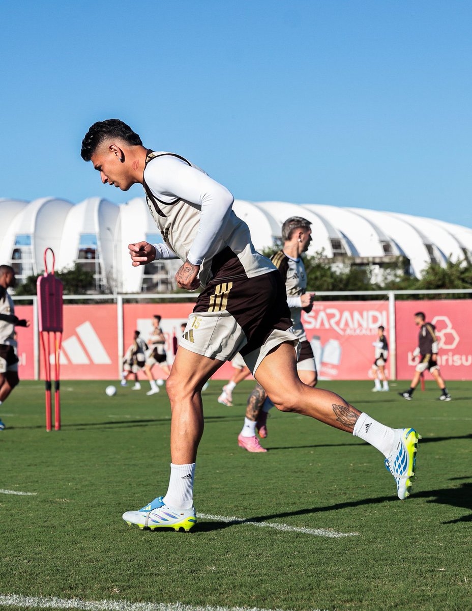 Carrascal no treino de hoje (08/05) em Porto Alegre.