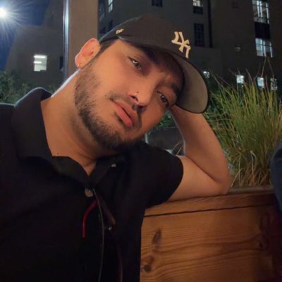 UrielMu26227593's tweet photo. #NewProfilePic https://t.co/55NLRATclP