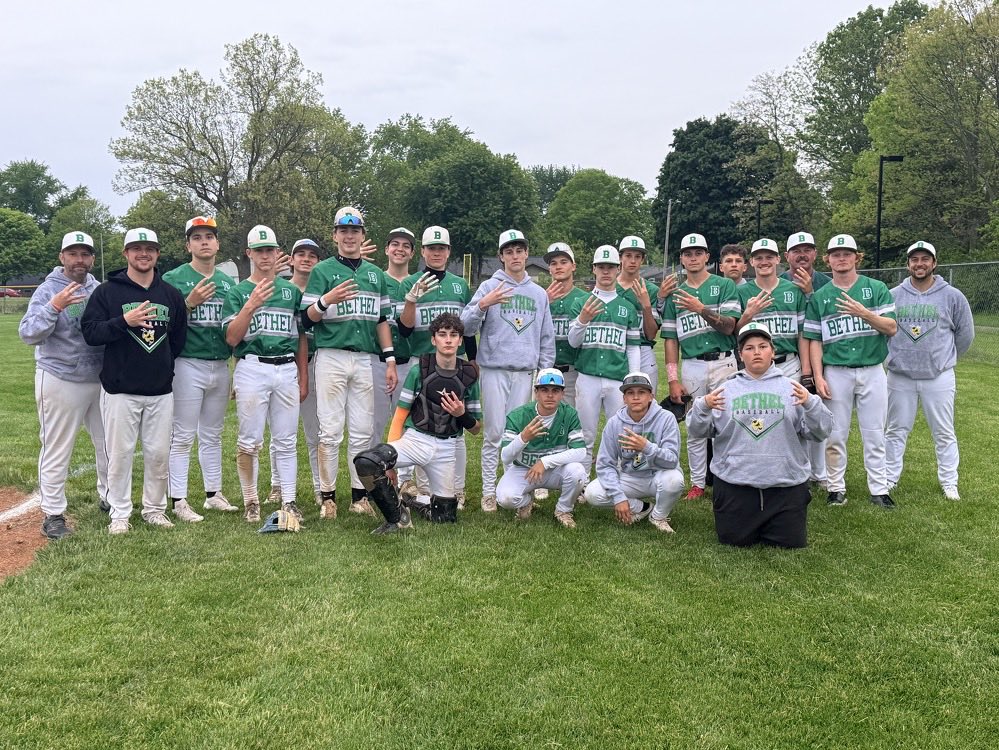 bethelbeesBB's tweet photo. Bethel outlasts Milton with a score of 19-8. With the win Bethel becomes TRC champs for the 4th time in 4 years.

Hutchison - 3-4 1 rbi 2 sb
Montgomery - 2-3 3 rbi 3 r
Goodman - 2-2 1 r
Hunt - 2-4 1 r

Stortenbecker - 4.1 ip 5ks w https://t.co/ncNDG6AOeE