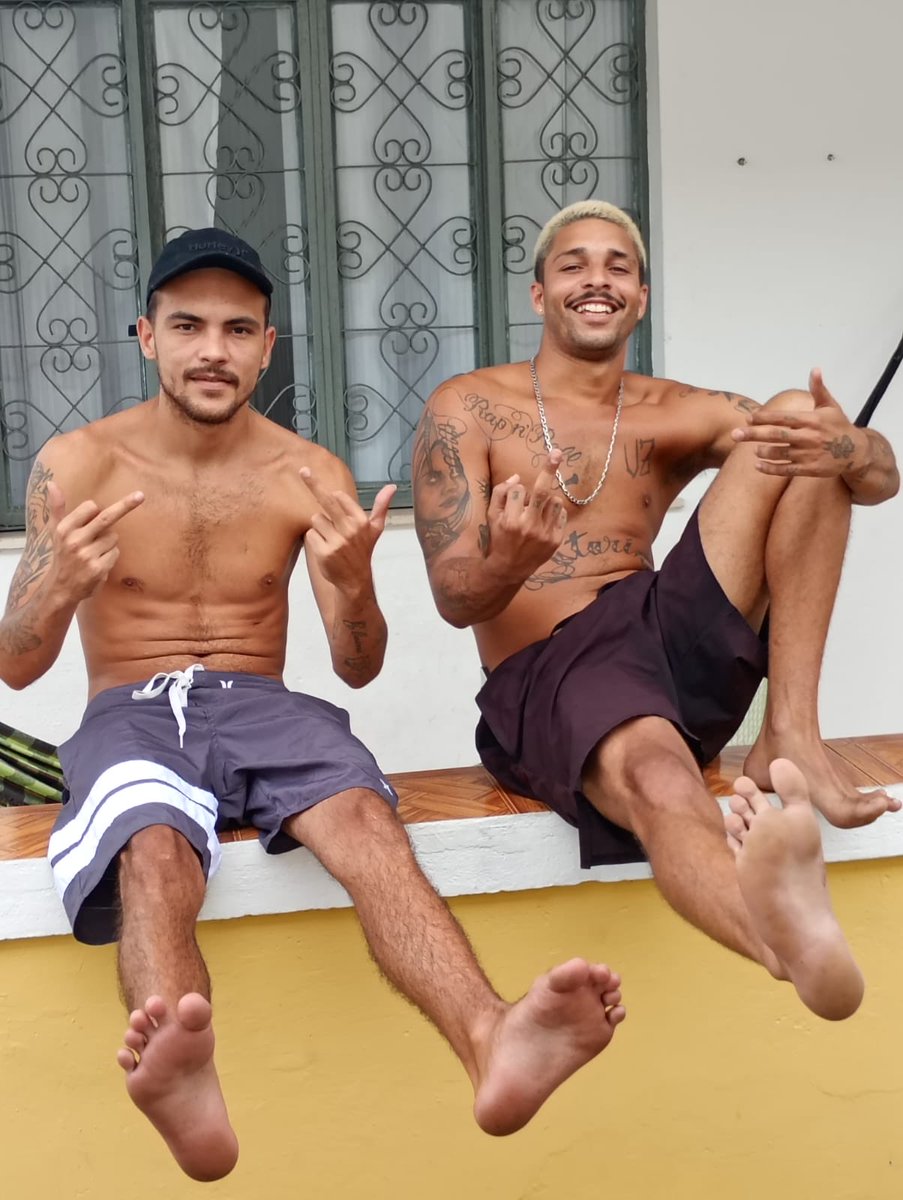 LorenzoFetiche's tweet photo. What a perfect duo! @FindomViana and @18dasul 🔥 I would love to serve them both😍 https://t.co/aIuNQReFBo