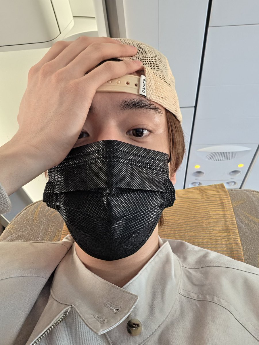 [ #제이크’s DM ] 260509

🐺: ENGENE good morning
🐺: [Picture]
🐺: Oh
🐺: Hehe
🐺: This is DM, so
🐺: I'll send photos [here] comfortably
🐺: Hehe
🐺: Keke
🐺: imma sleep now
🐺: 😅

<a href="/ENHYPEN_members/">ENHYPEN</a> <a href="/ENHYPEN/">ENHYPEN OFFICIAL</a> #ENHYPEN #엔하이픈 #JAKE