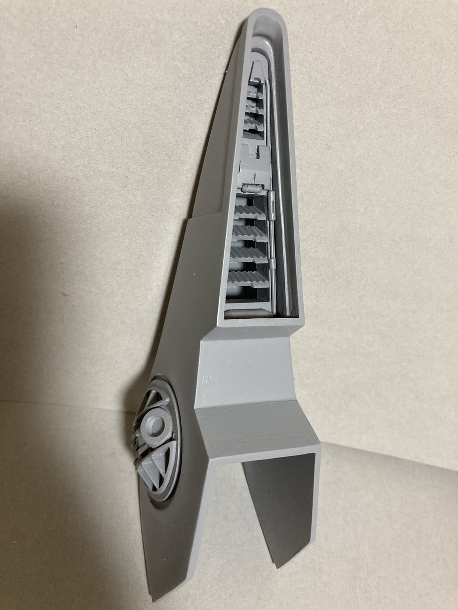 メガゾーン２３PartⅡヴィルデ・ザウ
肩パーツ中メカ
ここにカバーフィンが付きます。丸いパーツは完成していてネオジムで取り外し出来ます。