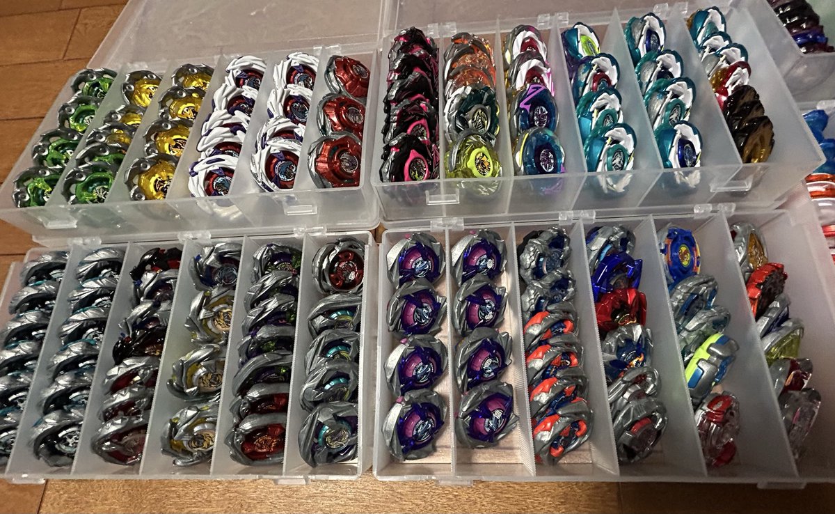silver_wolf41's tweet photo. #ベイブレードＸ 
備蓄ベイ（まだある） https://t.co/WijjlwkzV2