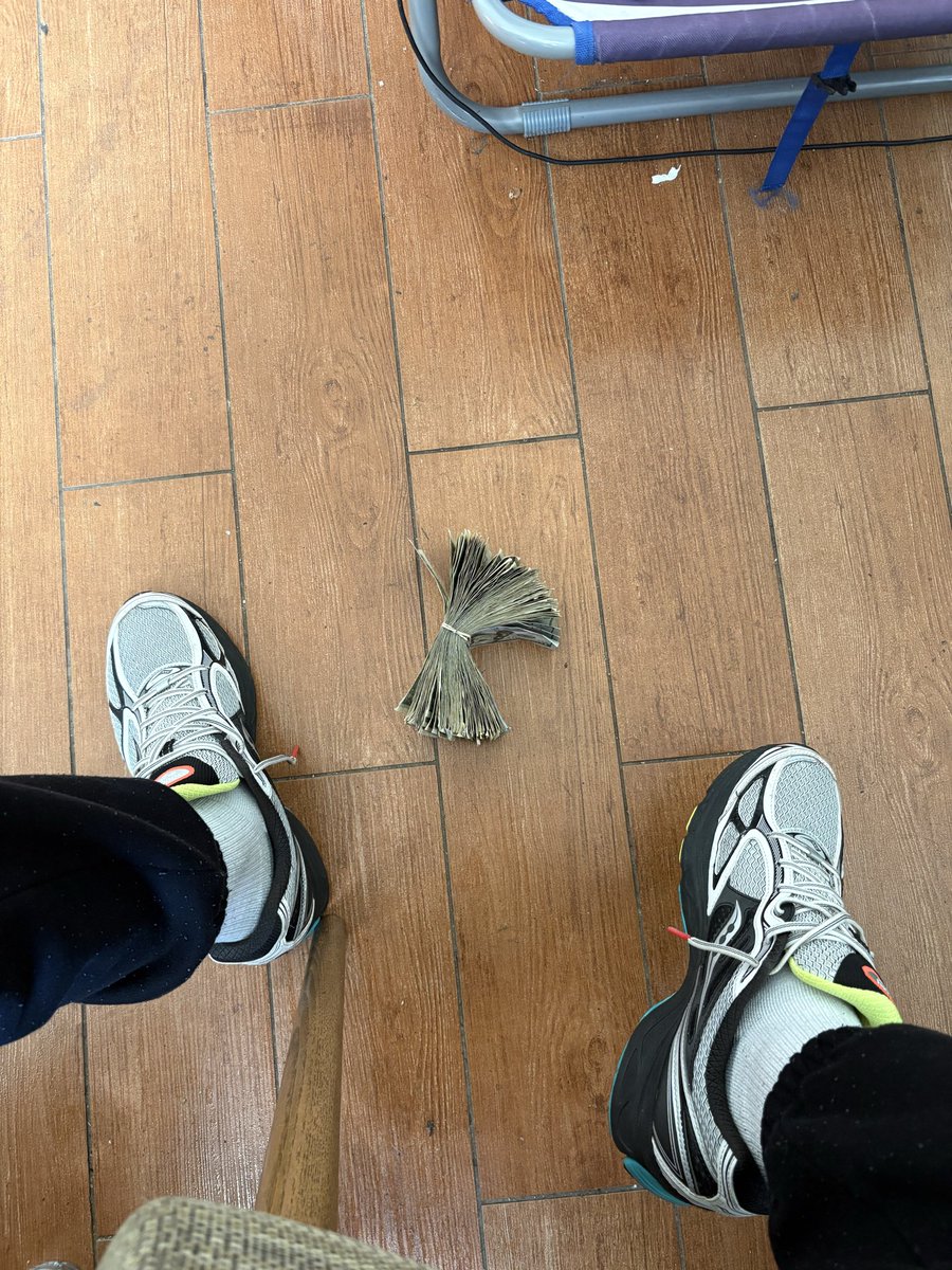 Talldontknow's tweet photo. 🫩 https://t.co/SW9LLZydwX