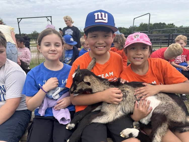 Robinson Elementary tweet media