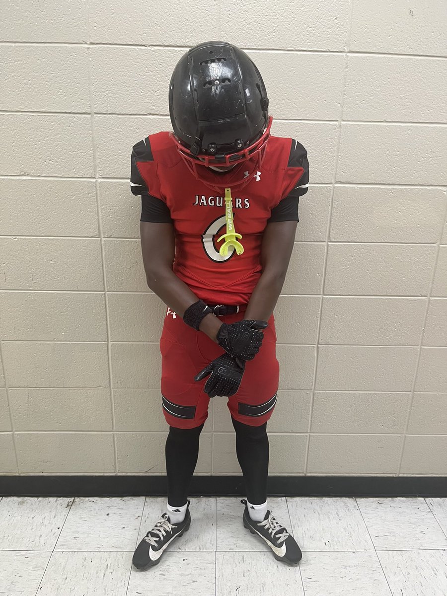 luhblamp's tweet photo. RED VS BLACK GAME 
6 tackles
4 solo
2 assist 
@FIU @FSUFootball @FAU_Owls_Nest @everette_alford @ESPNTop63 @TCPalm https://t.co/mbRDR8ZOhX