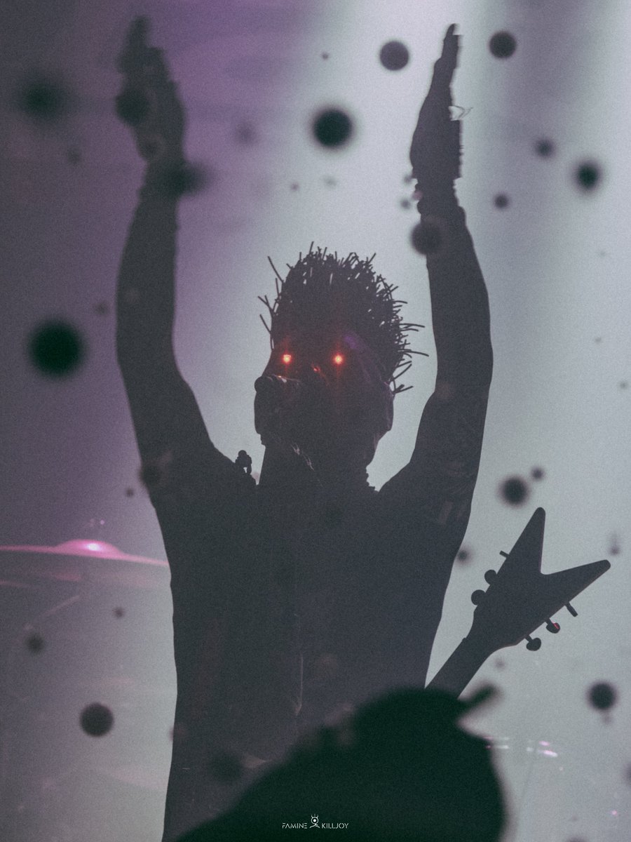 Static-X tweet media