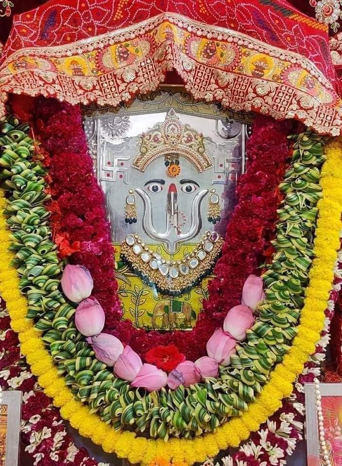 मोहन लाल बूबना 🇮🇳(मोदी का परिवार) tweet media