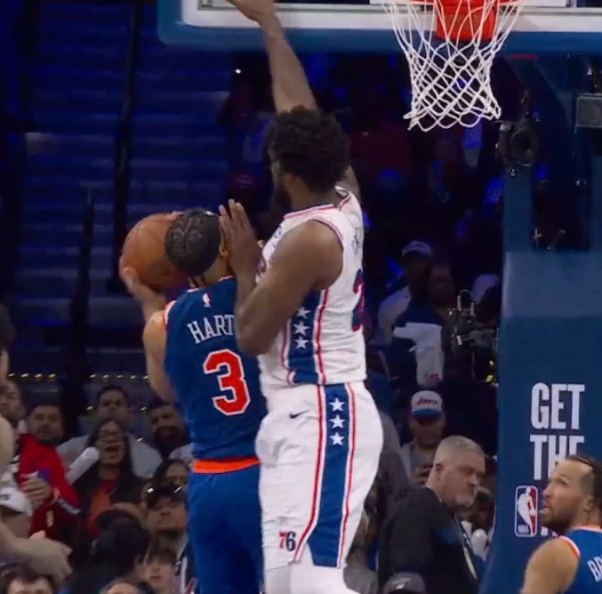KnicksNation's tweet photo. We get it, former MVP is compromised. But that does exempt him from calls. https://t.co/i4kSGBXt8l