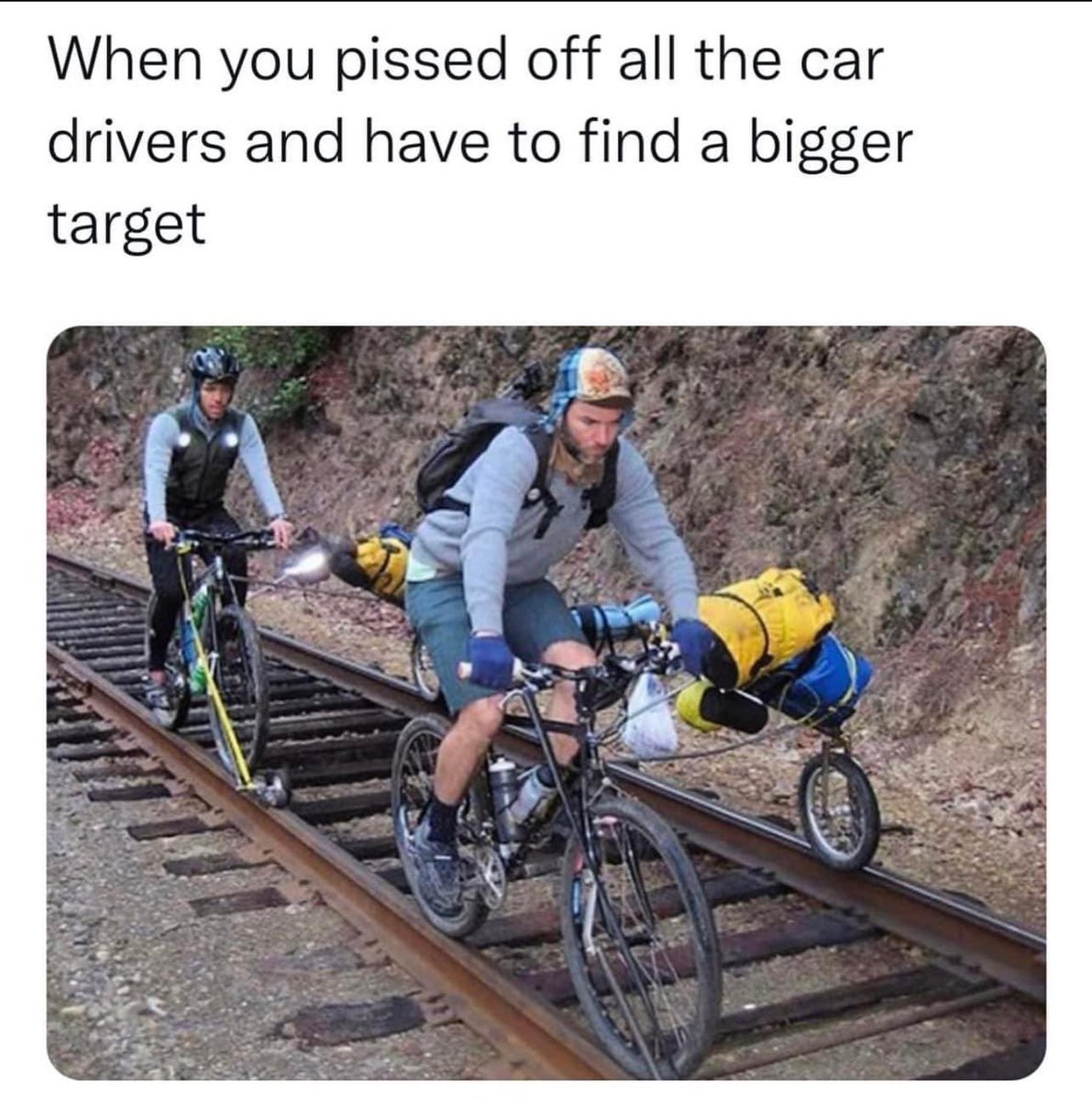 😂