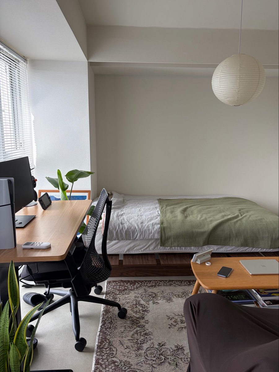 __NJ__KS's tweet photo. 精錬された部屋にしたい https://t.co/WklbdOMC5u