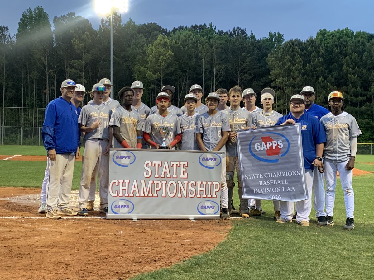 QBLuke1's tweet photo. State Champions. Super proud of my team. Let’s go. Next up football @PlayBookAthlete @thecreekccaFB @TheCreekWay @CoachAkinCCA @PresleyLankford @coachowenscca4 https://t.co/49zlXGUgLu