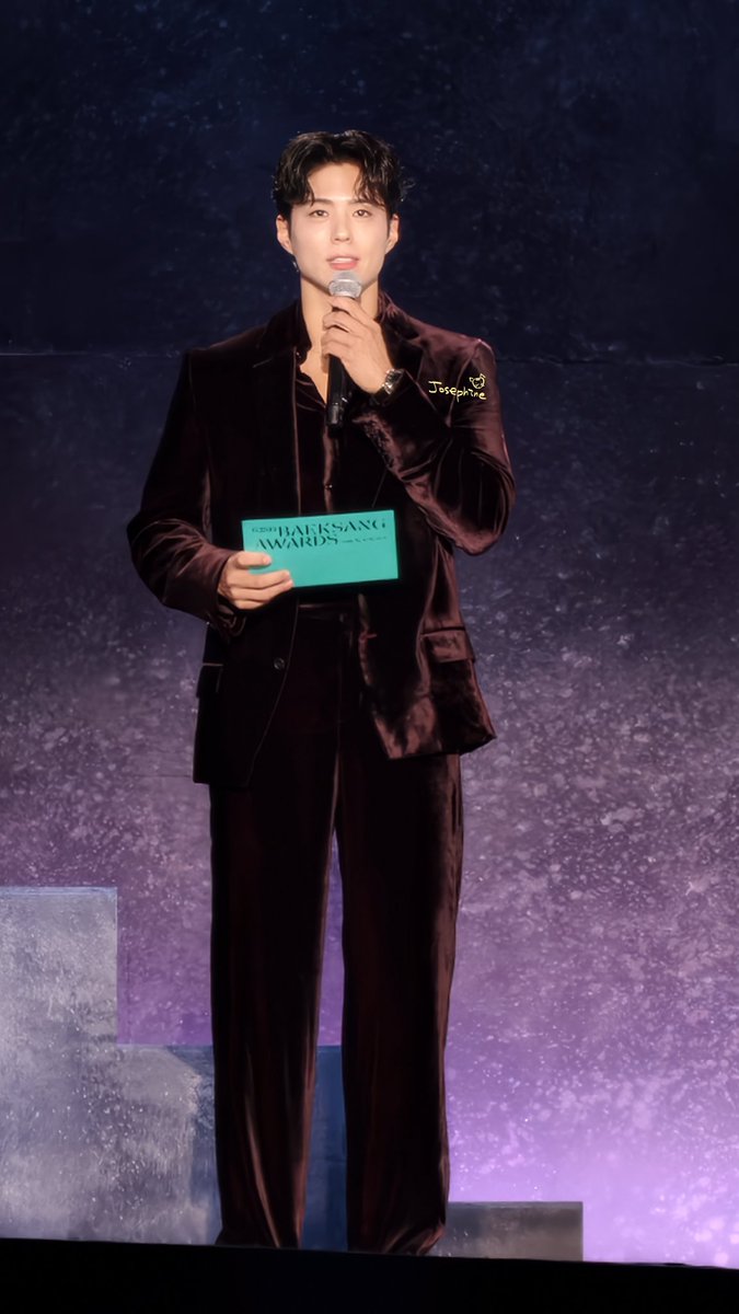 sfc_jujulee's tweet photo. Deat  my lifelong friend @bogummy 🩵
When shall we meet next time ? 🫠

#박보검 
#bogummy 
#朴寶劍 
#baeksangawards 
#20260508 https://t.co/GNx3MteX2X