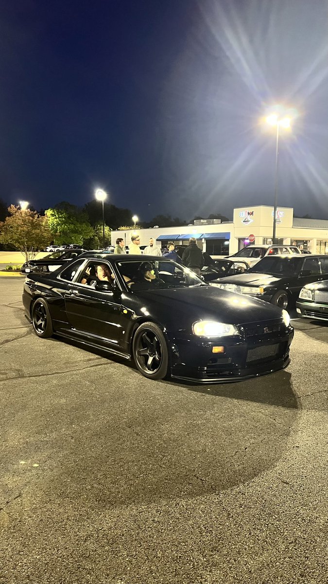 vibol_phan's tweet photo. A lil DR34M came tru, I got to drive a mf’n Skyline. Took a few minutes to refresh myself into a RHD car but man this felt so damn good. https://t.co/A7P3RKiw5r