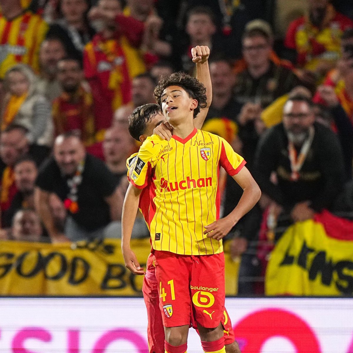 Mesloub, 16, scores 5 seconds into Ligue 1 debut to send Lens to Champions League