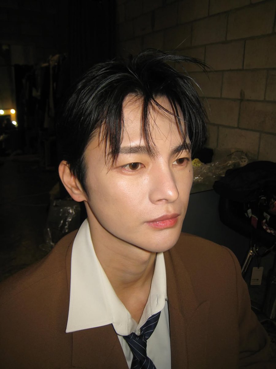 구켠 (@_sad_summer) on Twitter photo 