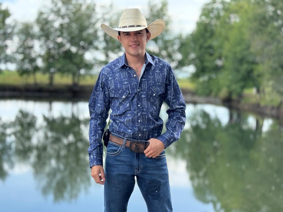🤠