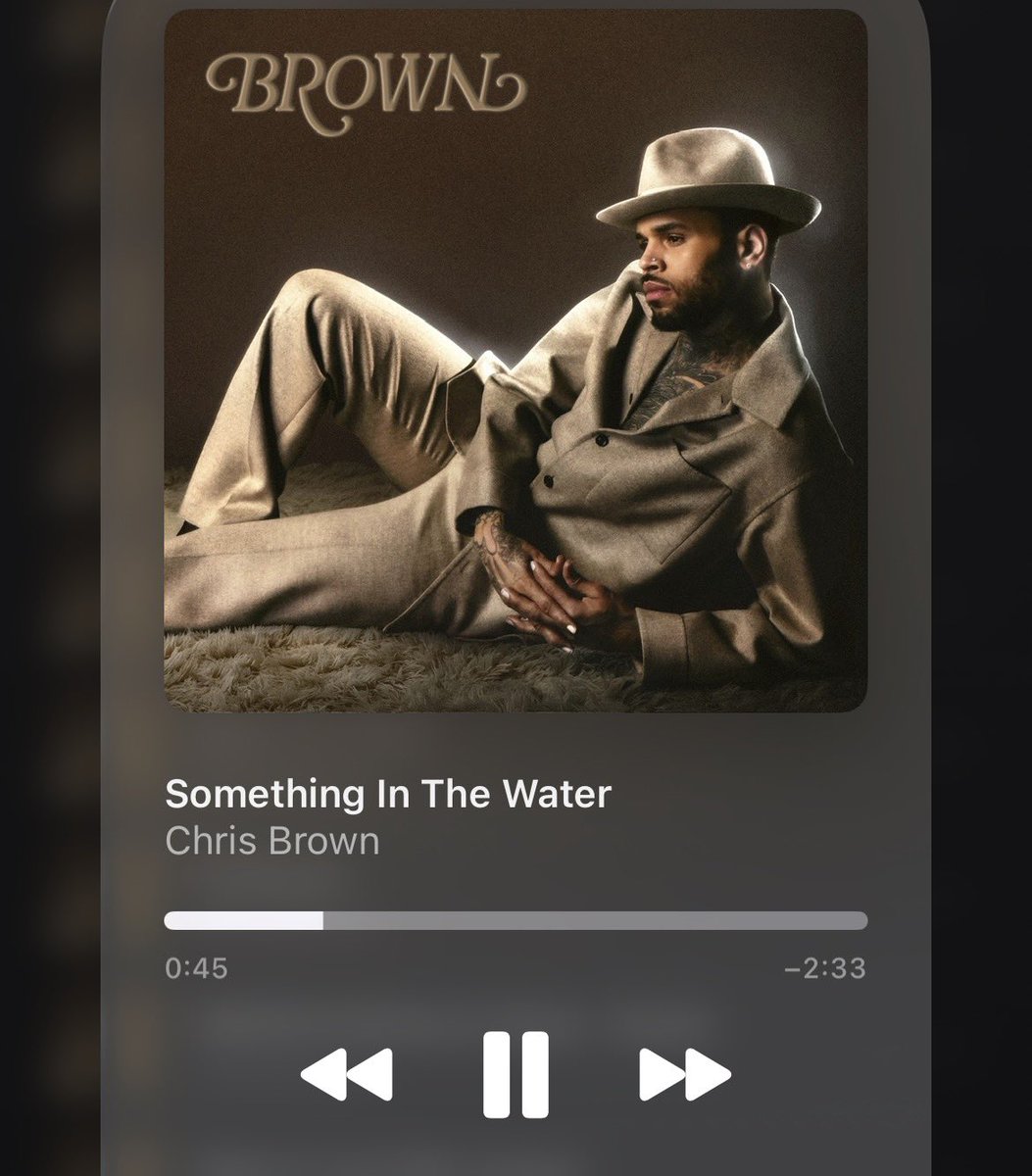 niquatingzzz's tweet photo. “IT MUST BE SUMTHIN IN THE WATAAAA BABYYYYY AHHH”😩 #BROWN https://t.co/hbnVi76rR3