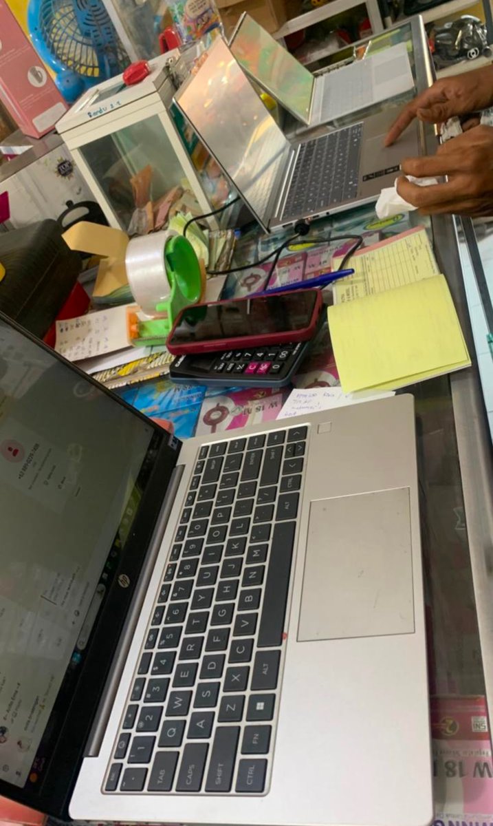 germaa66's tweet photo. sudah pagi lagi.
sudah harus kerja lagi. waktu terus berlari dan bercanda, seperti anak kecil yang tak mengerti bagaimana perihnya menjadi dewasa. https://t.co/6cLj8sXdBL