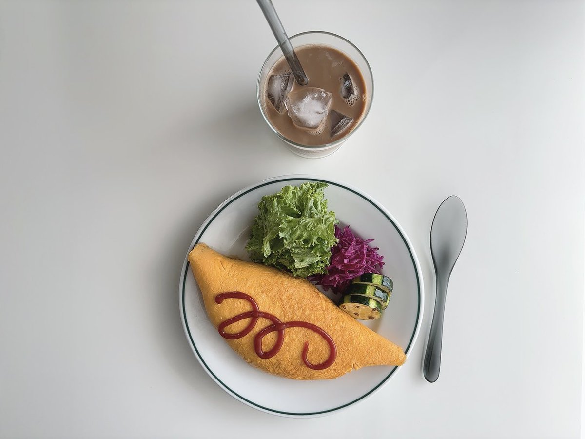 ovento2016's tweet photo. ぎっしりオムライスを作った。 https://t.co/co0pVej8Mi
