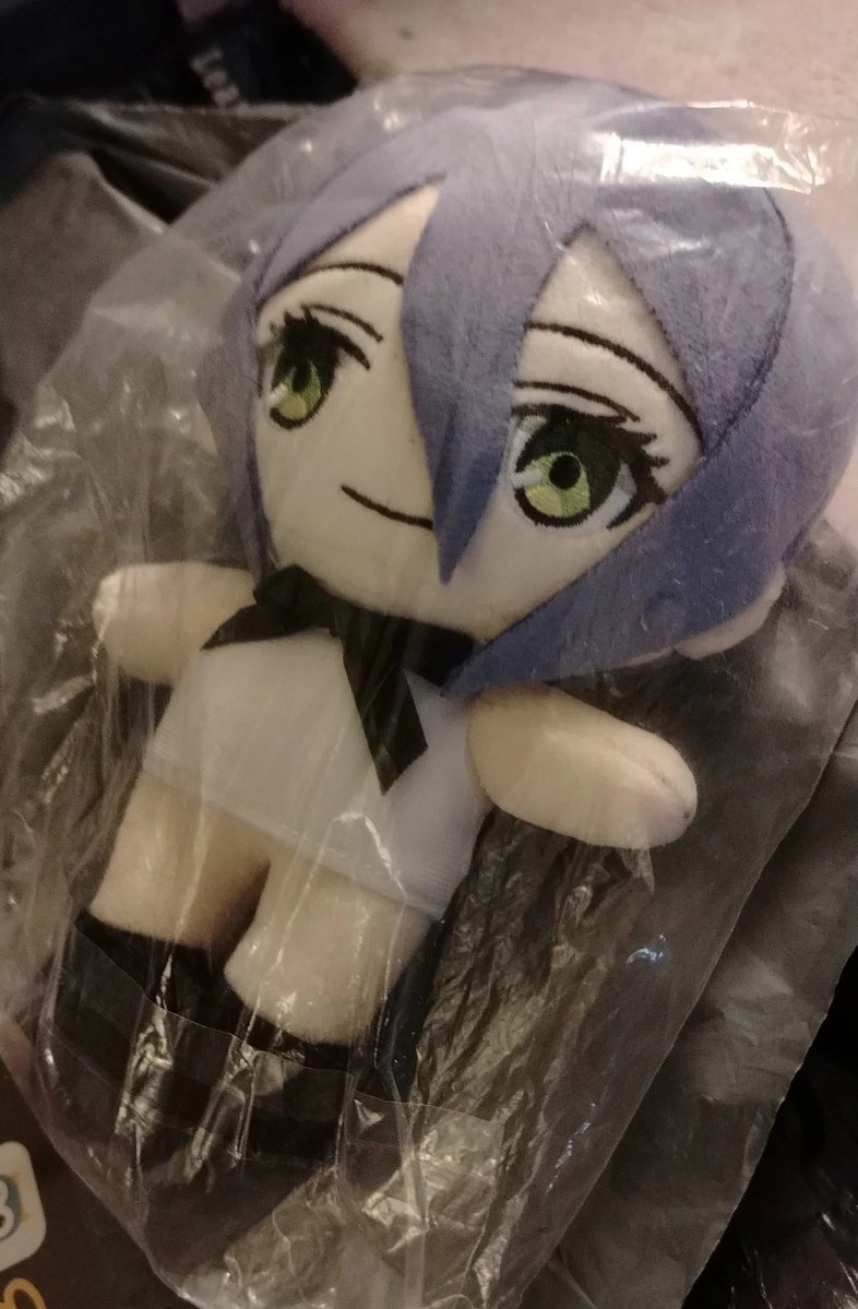 salmonzouju's tweet photo. just opened the bag...reze, pants on pls!😭😭 https://t.co/ph33120uZs