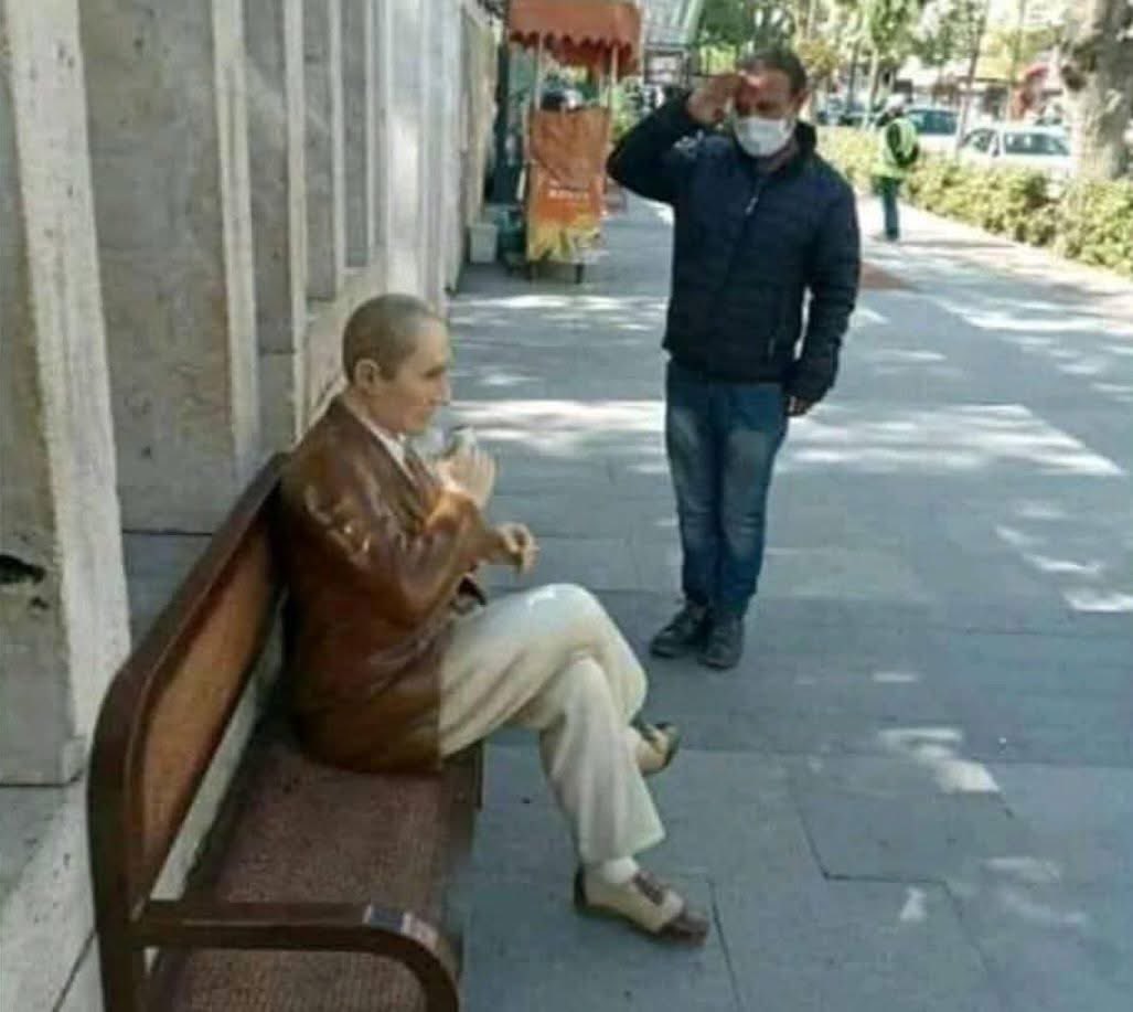 Gelde sen buna İHA'yı, SİHA'yı, Kızılelma'yı, Tayfun'u, Yıldırımhan'ı anlat...