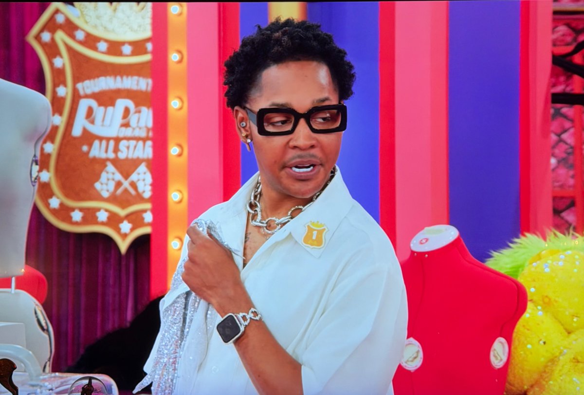 the drag series tweet media