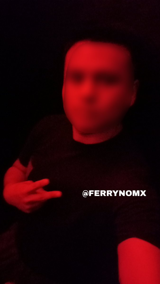 FERRYNOMX's tweet photo. ✌🏼 Tarde de viernes en t0r30 #puerta8 #campo1a #wacho #policia #gn #marina #militar https://t.co/YVpI3Ldcp1