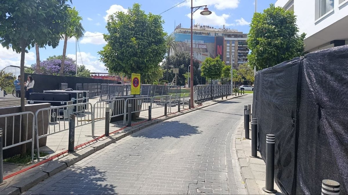Sevilla es una ciudad vendida al negocio de unos pocos, un decorado decadente en el que los que sobran son los sevillanos. Hay que desalojar al PP del Ayuntamiento para recuperar nuestra ciudad.