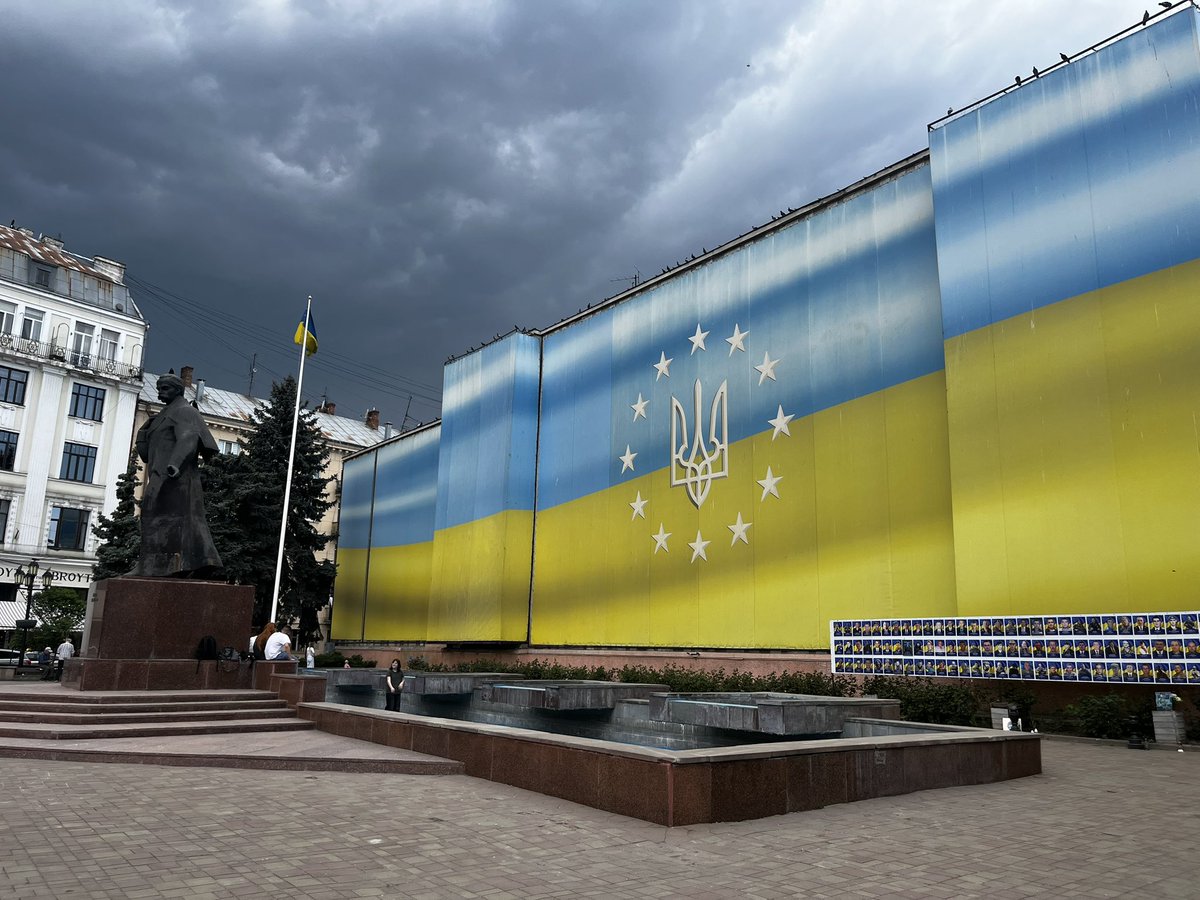 Bery_llin's tweet photo. ウクライナ🇺🇦

チェルニウツィー旅行 https://t.co/jrPsHgaYNP