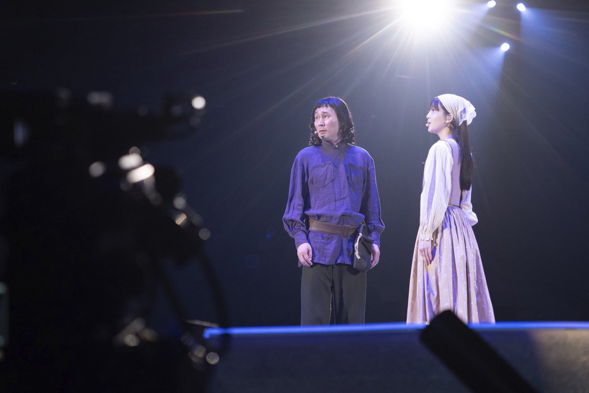LIFEonstage_jp's tweet photo. いよいよ初日本番、まもなく開演🎊
リハーサルショットの公開💃

#じろう　#水上恒司　#久保史緒里　#山崎育三郎
#LIFEonSTAGE
#LIFEファンはマーベラー https://t.co/cPAkwicD68