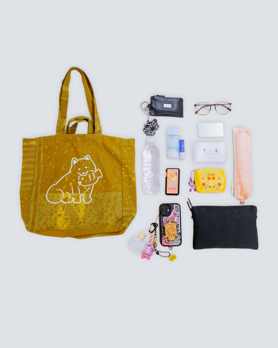 tuyukonoki's tweet photo. ✴︎ textile item ✴︎

オリジナルの生地を使用した
トートバッグや缶バッジ

#デザフェス63 ･･･････

🎪 WAN!SHOP
🗓️ 5月23日-24日
📍 B-282.283

･････････････････････

@designfesta 
#デザフェス63リポスト https://t.co/tKy0fWBPgk