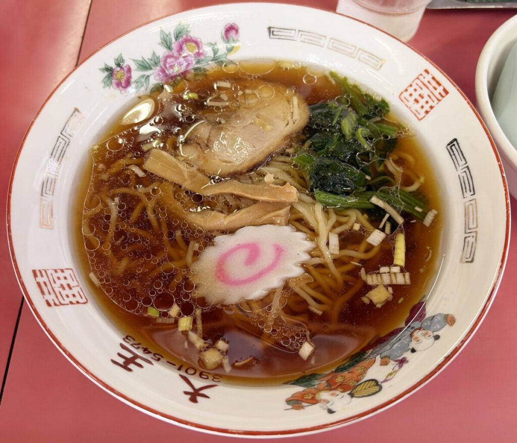 赤羽の吾作のラーメン。
なんて王道なビジュアルなんだ。