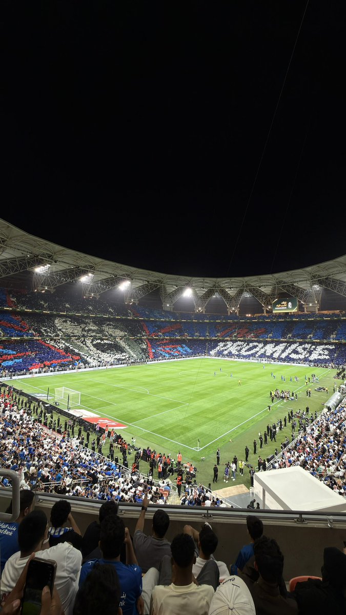 _fx7d's tweet photo. جدة كذا .. هلال وبحر 💙💙💙 #الهلال_الخلود https://t.co/HujJoW88HP