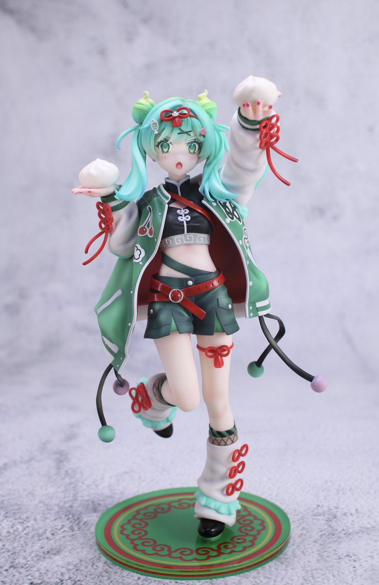 riccia_pra's tweet photo. ガレージキットご依頼品
ハオミク 完成しました。

原型：ぽっちんぐ！きゃぷら様(@q_pula)

ご要望により見本品よりビビッドな色味で塗らせて頂きツインテールと火の球のグラデに拘りました。

この度はご依頼ありがとうございました！
 
#製作代行 https://t.co/wdASh8yctb