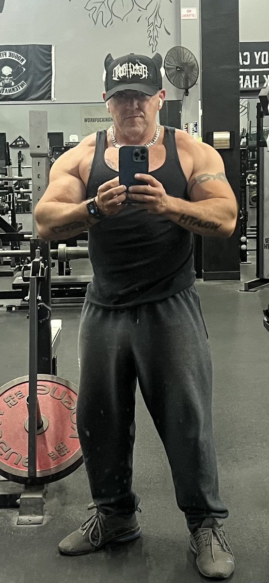 Tremorwolf tweet media