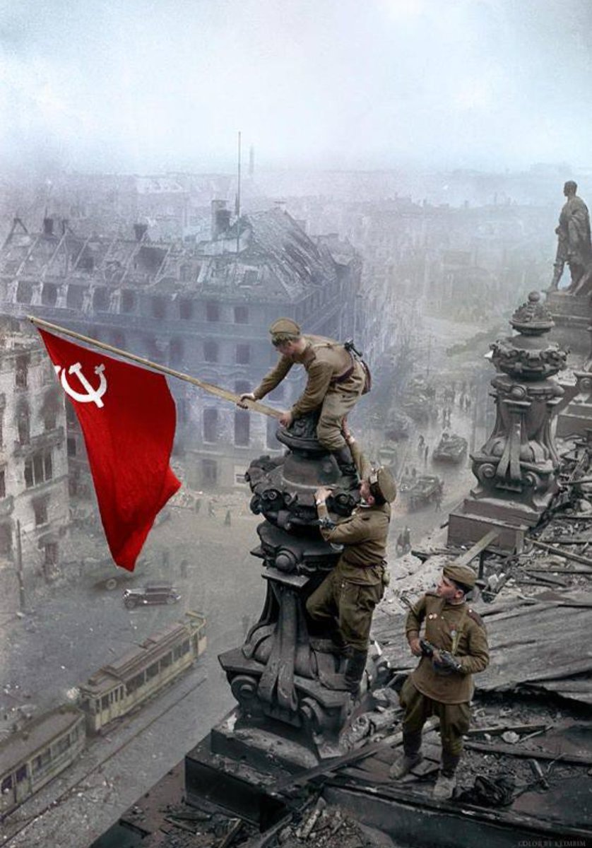 manelmarquez's tweet photo. “Toda una vida no será suficiente para agradecer lo que hizo el Ejercito Rojo por la libertad”.

Ernest Hemingway
Escritor estadounidense
#9deMayo
Día de la Victoria de la Unión Soviética sobre la Alemania nazi en la Segunda Guerra Mundial (Gran Guerra Patria)
Fascismo nunca más! https://t.co/YIYfSdc4gS