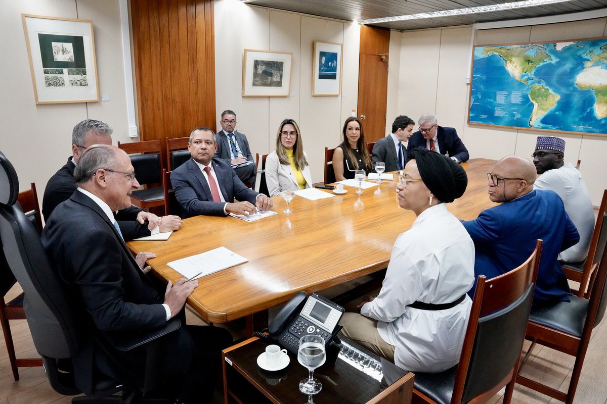 pfscu_ng's tweet photo. Nigeria and Brazil continue to deepen cooperation under the SDM framework.

Engagements with Brazil’s Vice President, Geraldo Alckmin, focused on agriculture cooperation, private sector collaboration, and direct flight connectivity between both countries.

#RenewedHope https://t.co/o7k7E80ztc